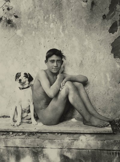 Studio di un ragazzo nudo con cane, c.1901 da Baron Wilhelm von Gloeden